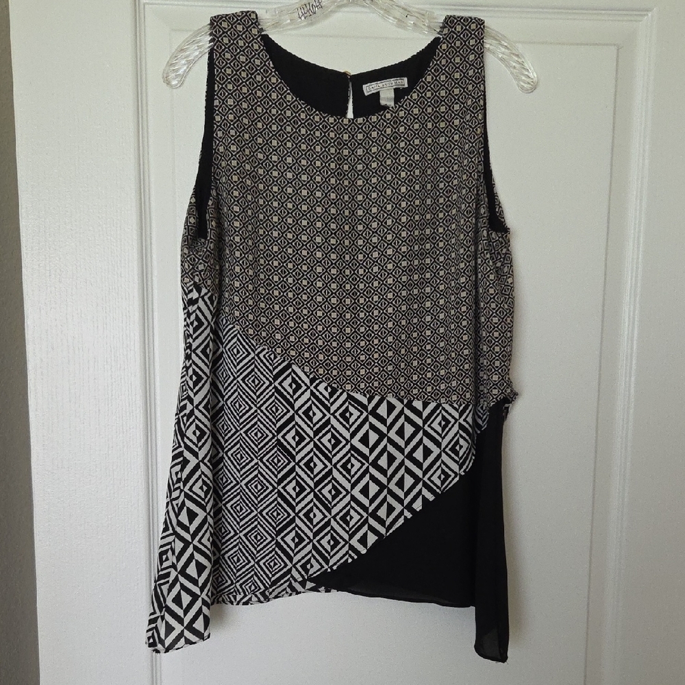 Dana Buchman Asymmetrical Black and White Tank Top